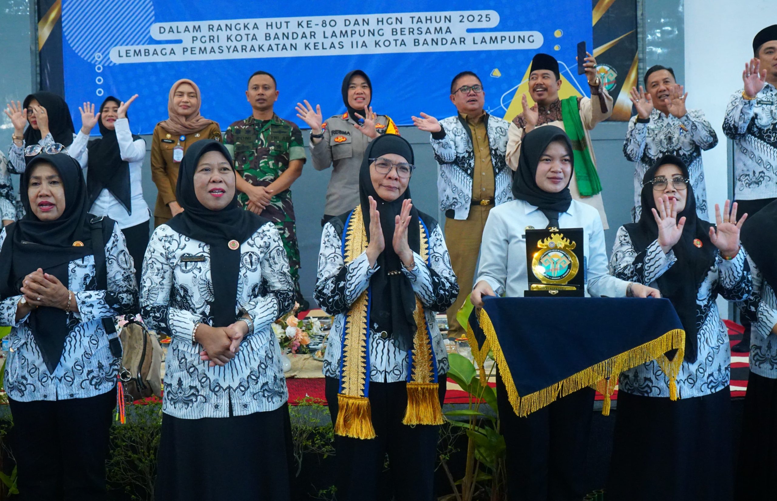 PGRI Bandar Lampung Rayakan HUT ke-80 dan HGN 2025 Bersama Warga Binaan Lapas Narkotika