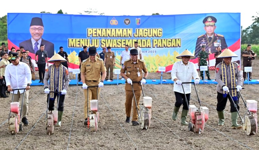 Menko Pangan dan Gubernur Lampung Komit Dukung Swasembada Pangan Ramah Lingkungan