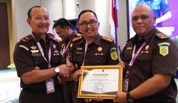 Kejari Way Kanan Raih Peringkat II PAPBB Tingkat Provinsi Lampung