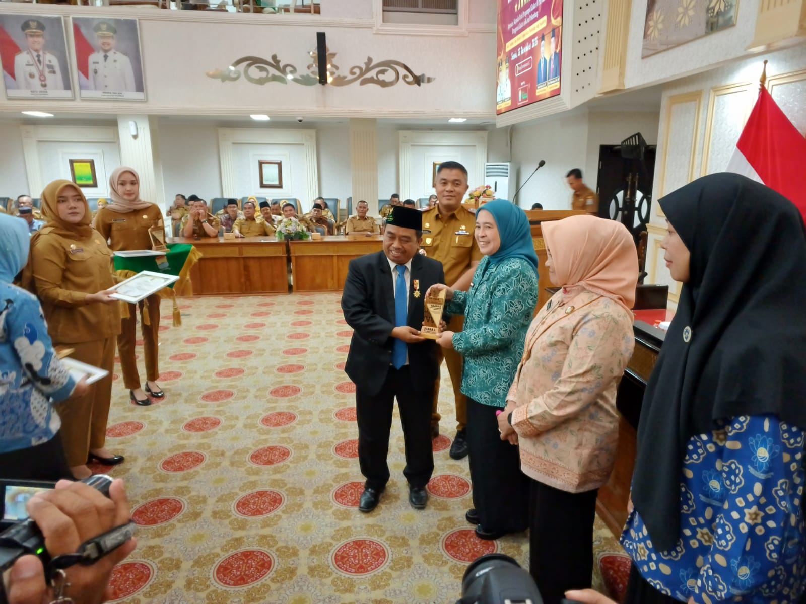 Himpun Rp93 Miliar Lebih, BAZNAS Palembang Beri Penghargaan Penggerak Zakat