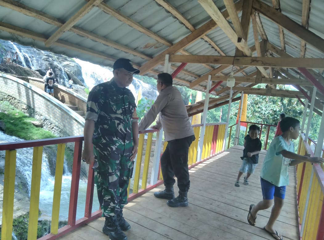 Libur Nataru, TNI-Polri Gelar Patroli Gabungan di Objek Wisata Curup Gangsa