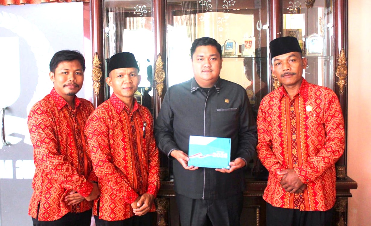 Pererat Sinergi, DPD LDII Way Kanan Serahkan Kalender 2026 ke Stakeholder Pemkab