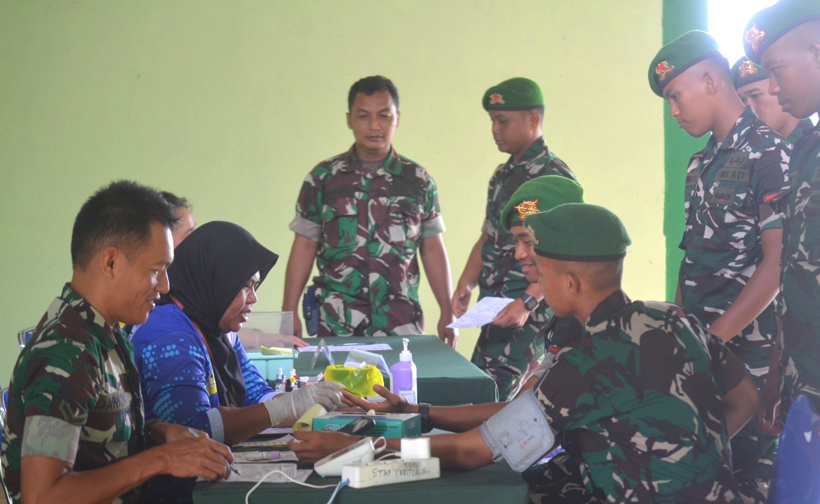 Kodim 0427/Way Kanan Gelar Donor Darah Peringati Hari Juang TNI AD ke-80