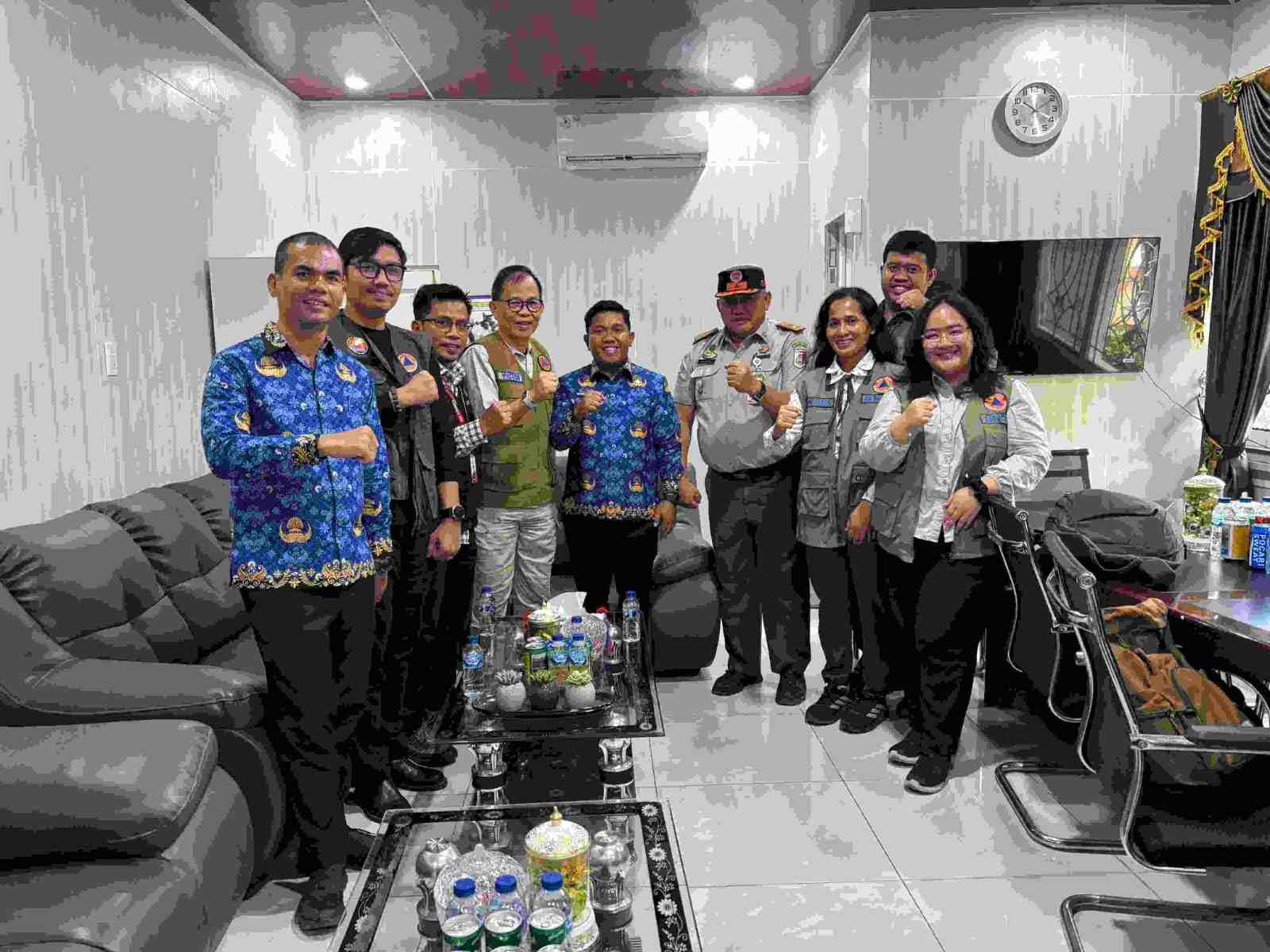 Pemkab Tulang Bawang Salurkan Bantuan untuk Korban Banjir Sibolga