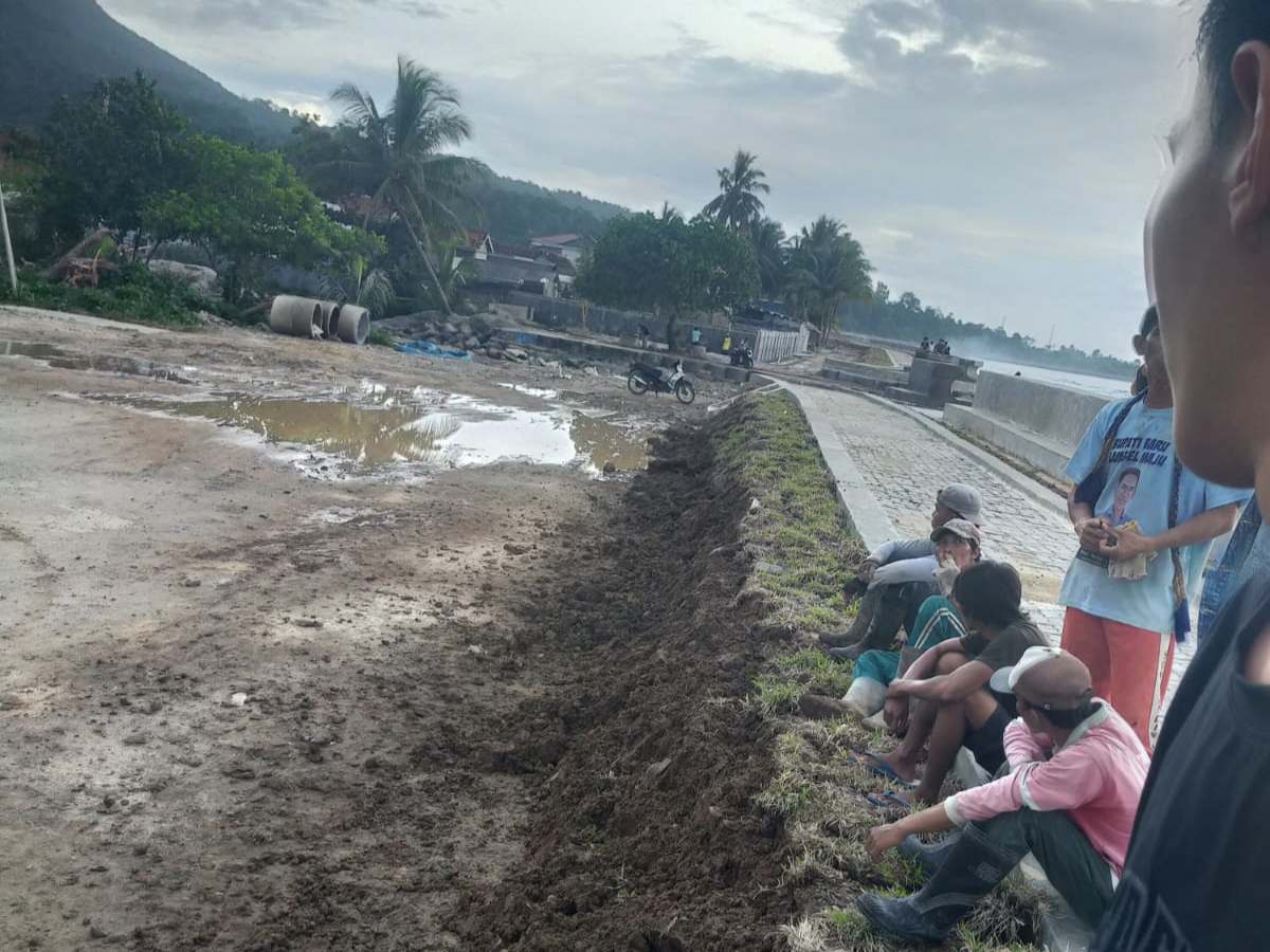 Kades Banding Kecewa, Proyek Breakwater Senilai Rp27 Miliar Sisakan Hutang ke Masyarakat