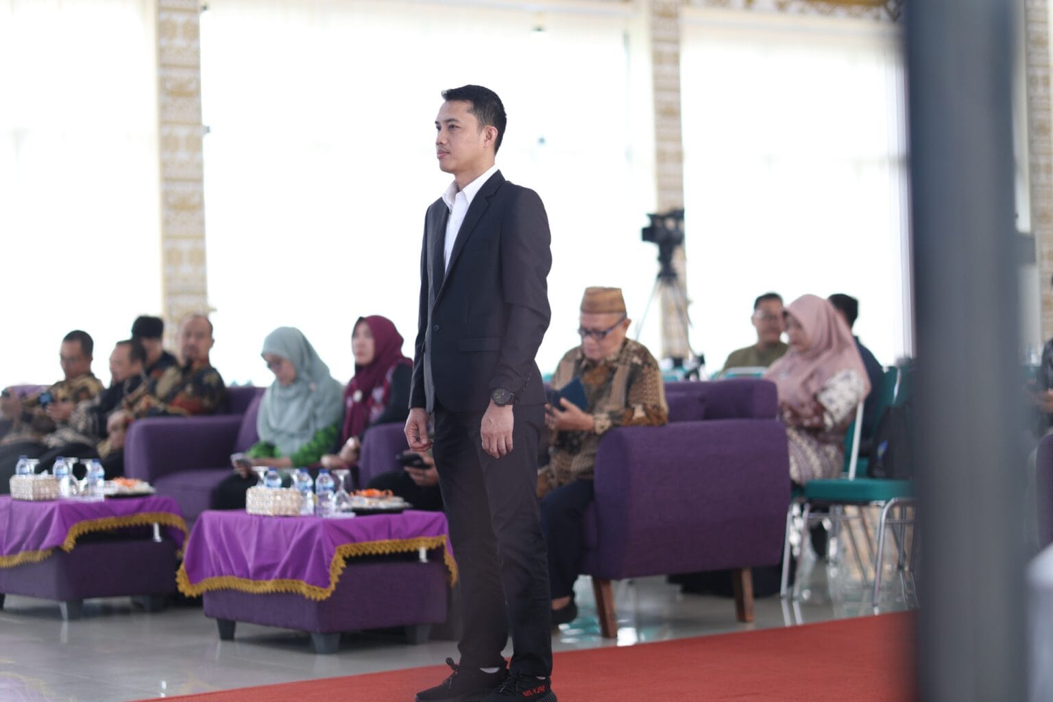 Antomi Saregar Resmi Sandang Gelar Doktor Unila