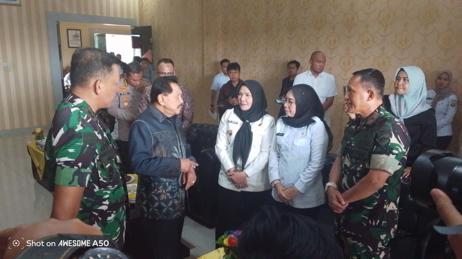 Bupati Way Kanan Sambut Hendropriyono, Peluncuran Buku Sejarah Way Tuba Airstrip