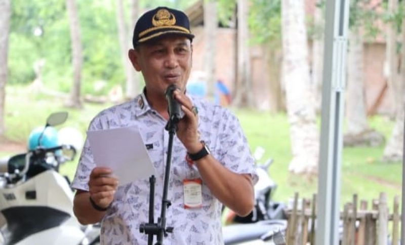 Asisten III Armen Qodar Sambut Mahasiswa KKN ITERA di Krui Selatan