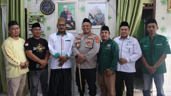 Kapolres Way Kanan Silaturahmi dengan Ketua PCNU, Perkuat Sinergi Ciptakan Kamtibmas Kondusif