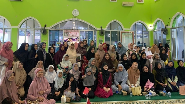 Sambut Ramadan, Ustadzah Astri Ivo Ajak Muslimah Tingkatkan Ibadah dan Adab Digital