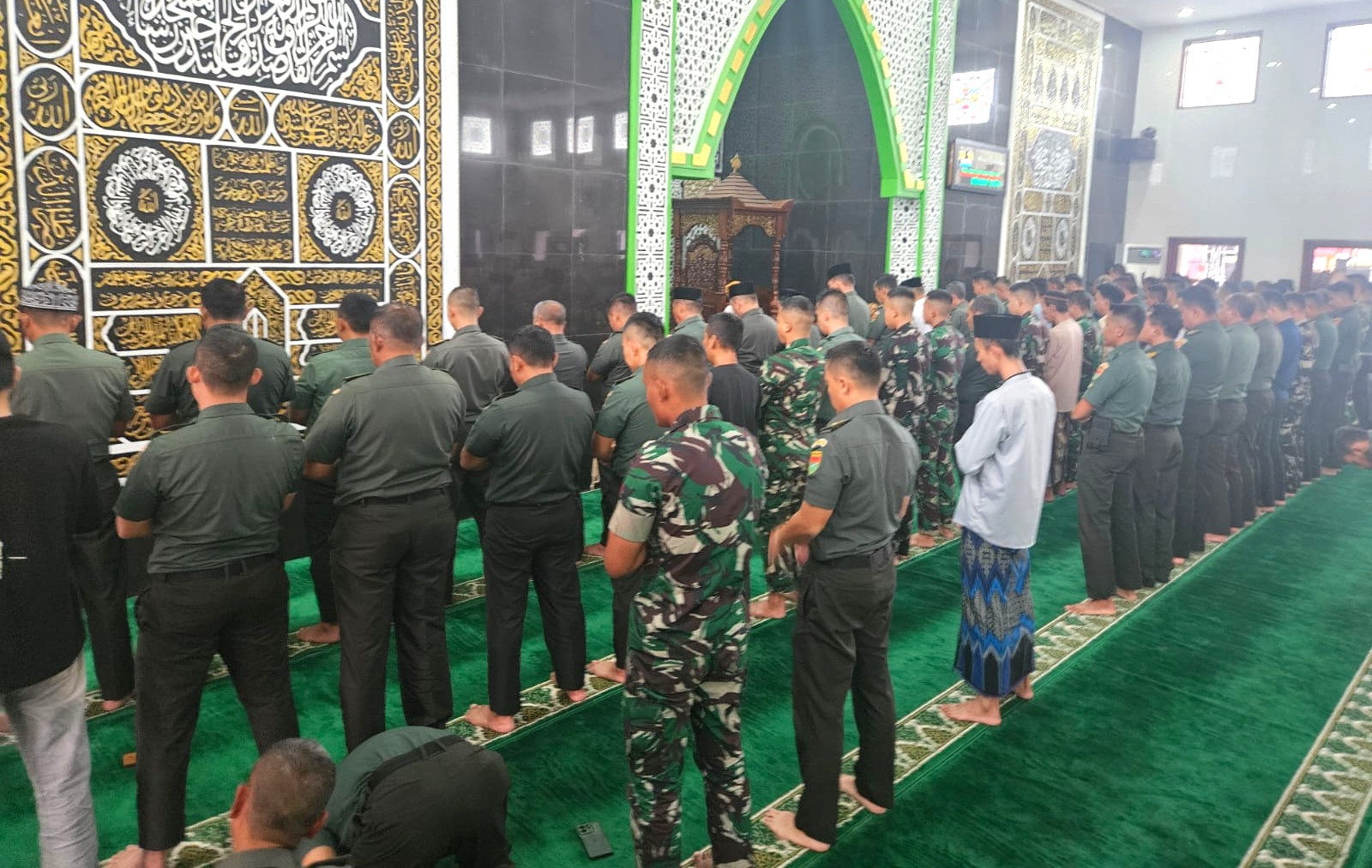 Kodam XXI Radin Inten Gelar Salat Gaib untuk Korban Longsor Cisarua