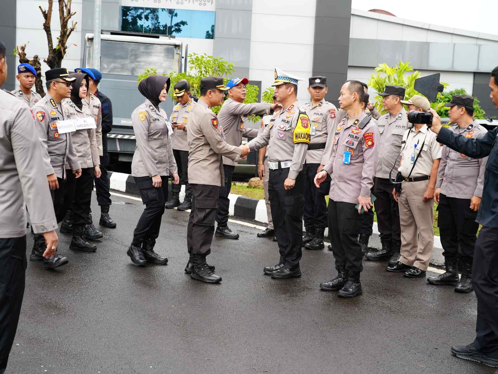 Polda Sumsel Gelar Gladi Bersih Farewell Parade Sertijab Kapolda, Siap Sambut Irjen Pol Sandi Nugroho