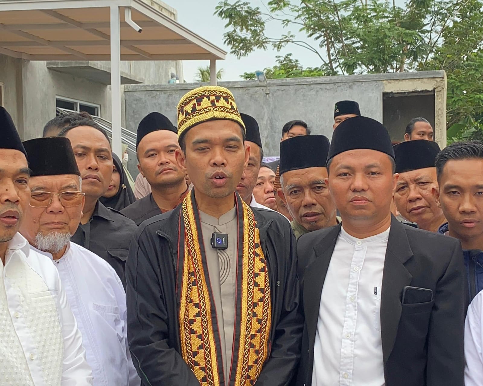 Ustadz Abdul Somad Ajak Umat Wakaf untuk Pembangunan Masjid Asy-Syifa Tower Rajabasa