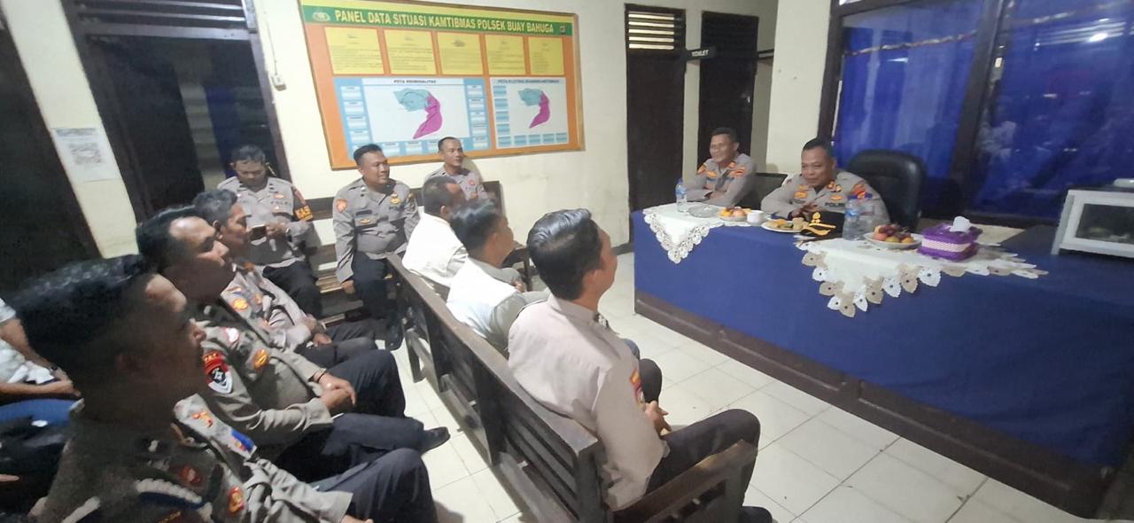 Kunker ke Polsek Buay Bahuga, Kapolres Way Kanan Ingatkan Anggota Jauhi Narkoba dan Judi Online