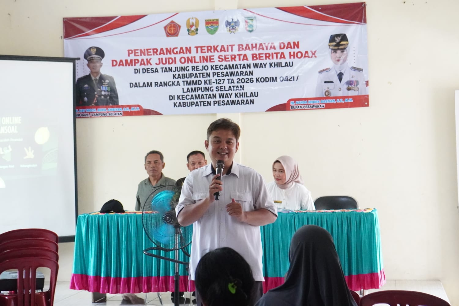 Diskominfotiksan Pesawaran Edukasi Warga Bahaya Judi Online dan Hoaks