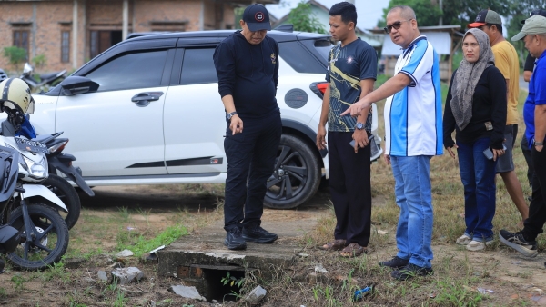 Wakil Bupati Tulang Bawang Pimpin Jumat Bersih dan Tinjau Warga Terdampak Longsor