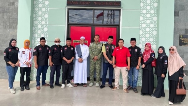Pajero Indonesia One Chapter Krakatau Tebar Berkah Ramadan ke Ponpes dan Rumah Tahfidz