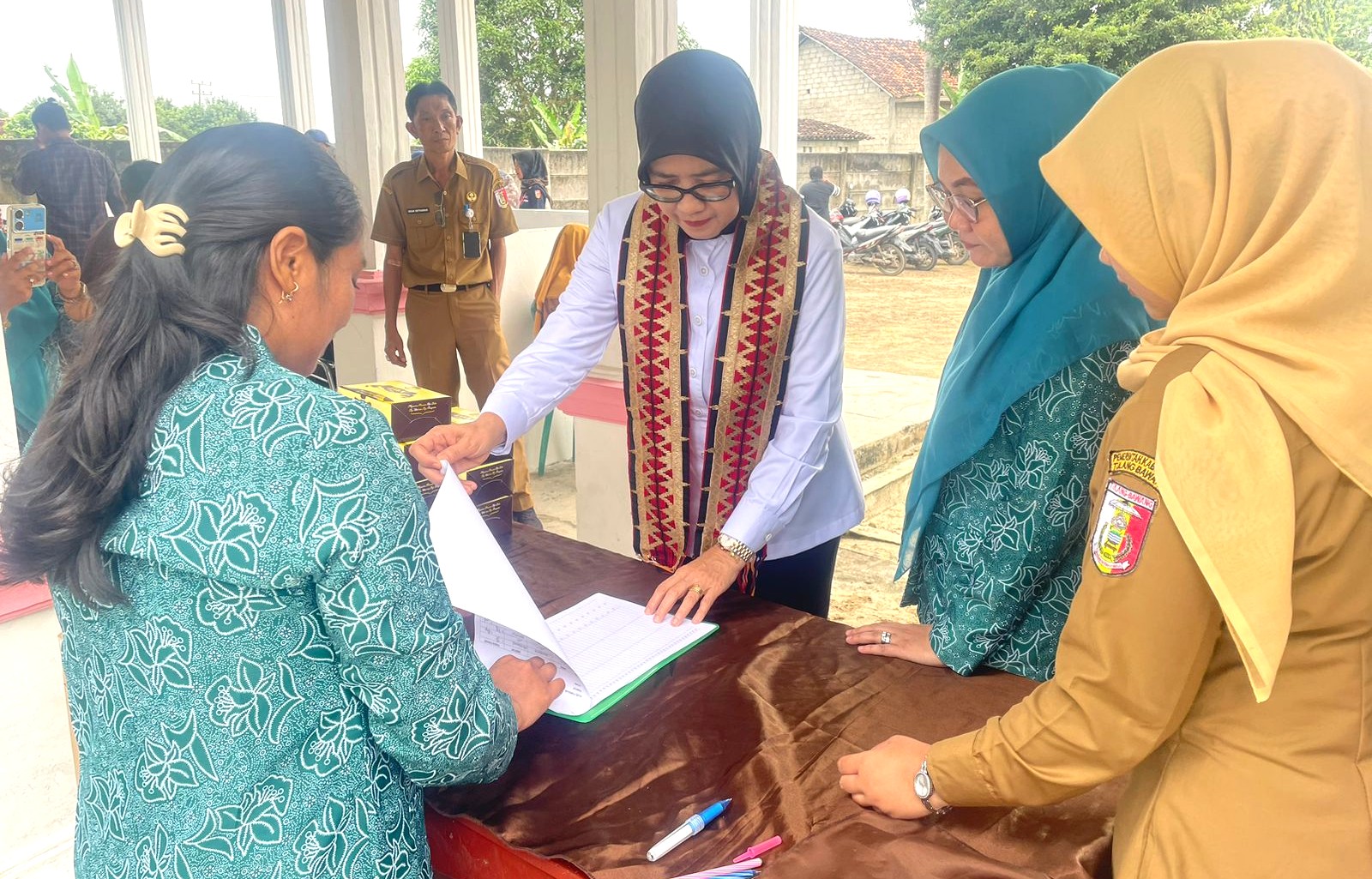 PMI Tulang Bawang Gelar Donor Darah di Kantor Camat Menggala Timur
