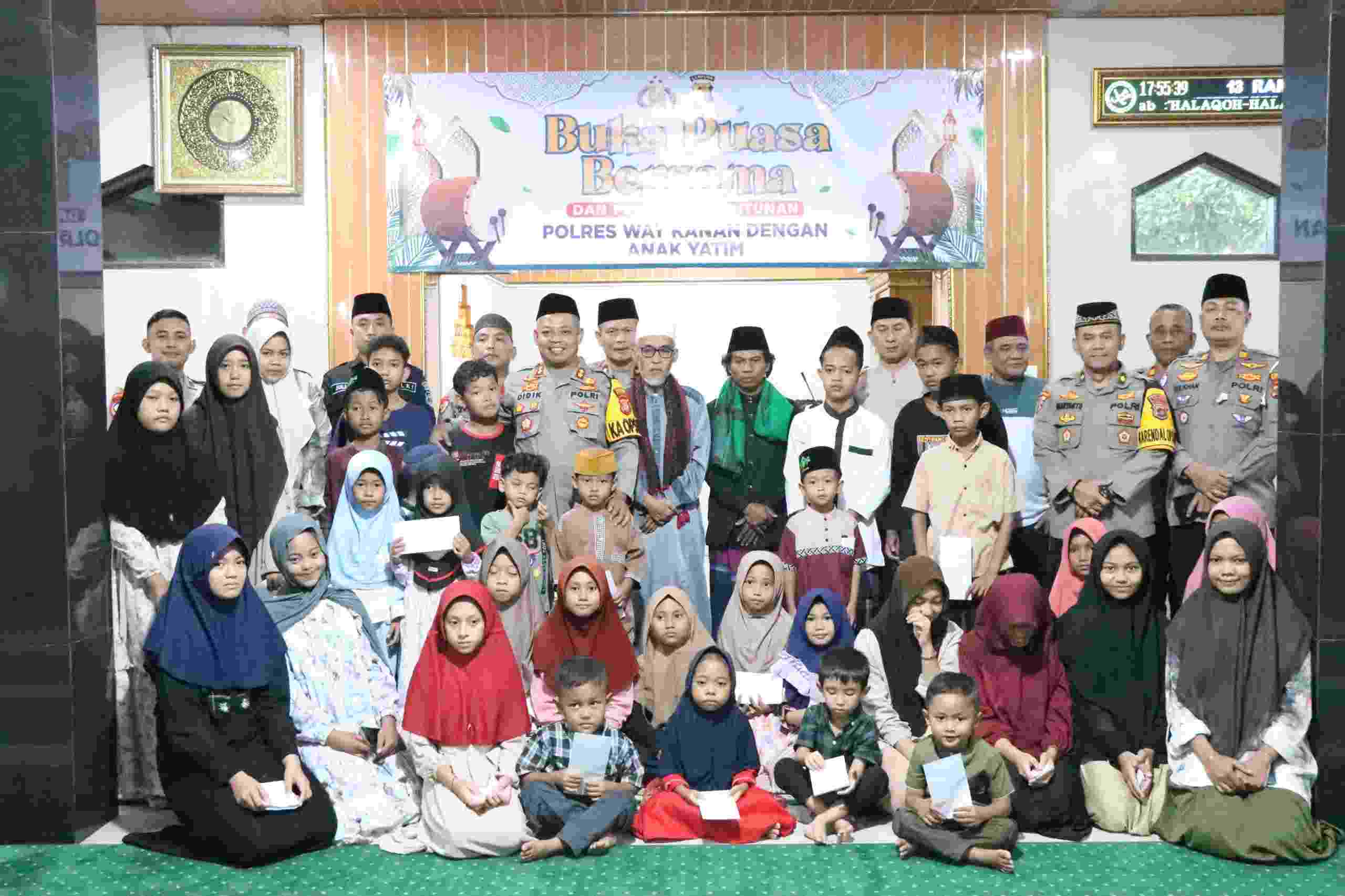 Wujud Syukur, Polres Way Kanan Berbagi Keberkahan Ramadan Bersama Yatim Piatu