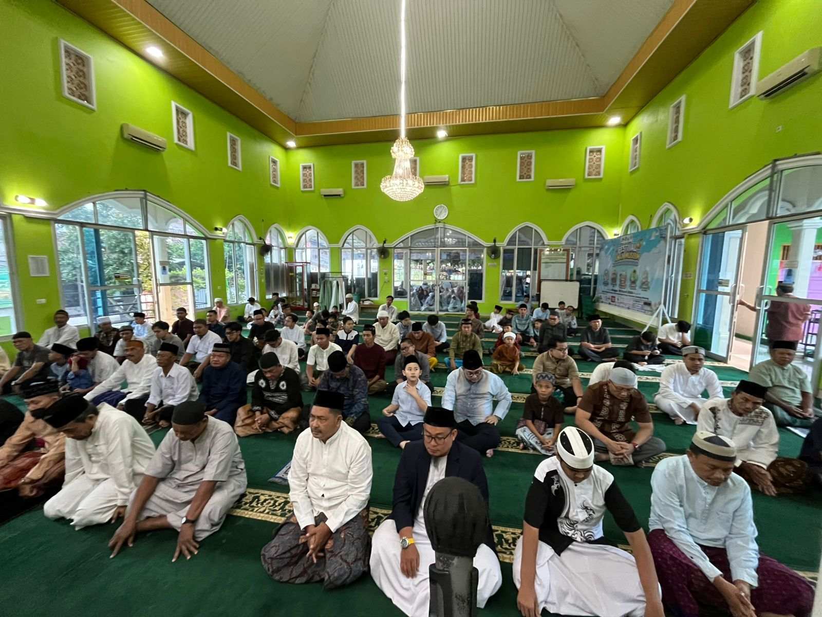 Gema Takbir di Gedong Meneng, Ratusan Jamaah Padati Shalat Idulfitri 1447 H di Masjid Al Iman