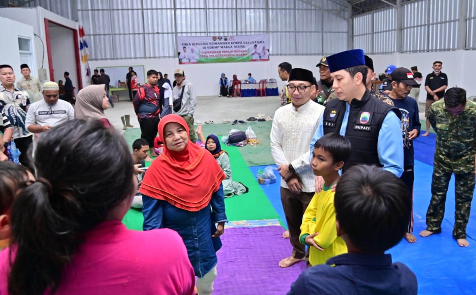 Bupati Radityo Egi Tinjau Banjir Jati Agung Tengah Malam, Pastikan Evakuasi dan Logistik Aman