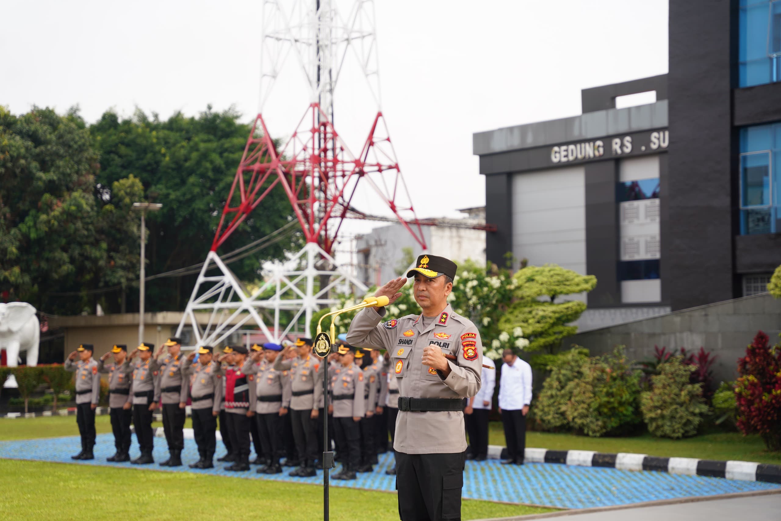 Pimpin Apel Pagi, Kapolda Sumsel Tekankan Integritas dan Akuntabilitas Digital Personel