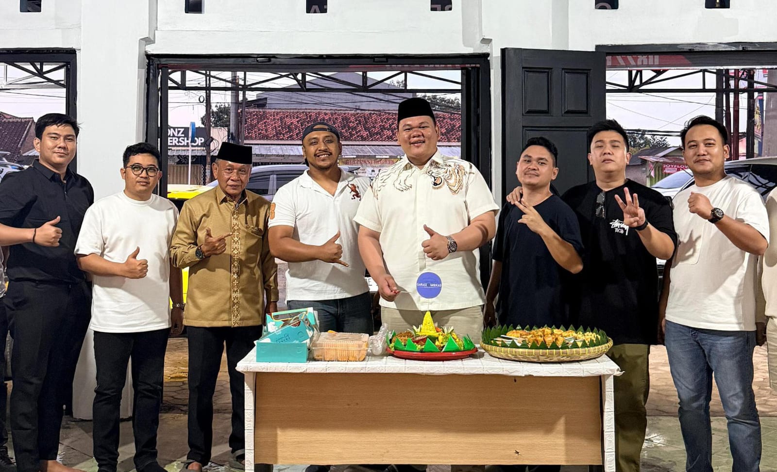 Ekspansi di Bulan Suci, Garasi Mokas 3 Gelar Grand Opening Sekaligus Berbagi Takjil