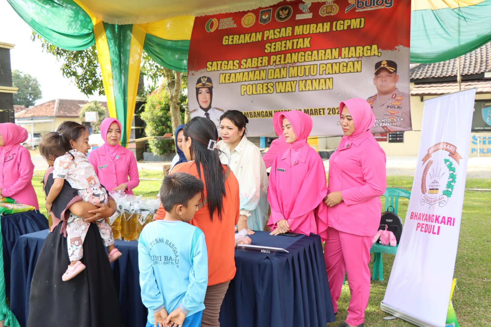 Jaga Stabilitas Harga Ramadan, Satgas Saber Pangan Polres Way Kanan Gelar Pasar Murah