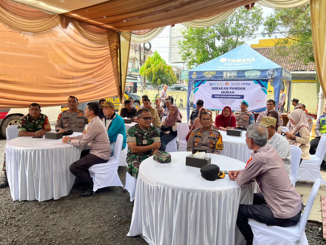 Kick Off GPM Polri, Polres Way Kanan Salurkan 4 Ton Beras SPHP di Baradatu