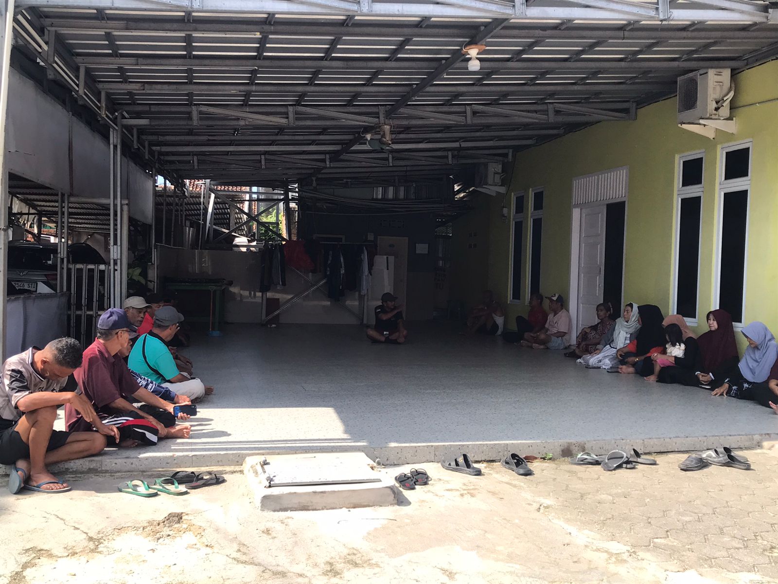 Kecewa Kinerja Lurah dan Kadis PU, Tiga RT di Sukarame Kompak Tanda Tangani Petisi Banjir