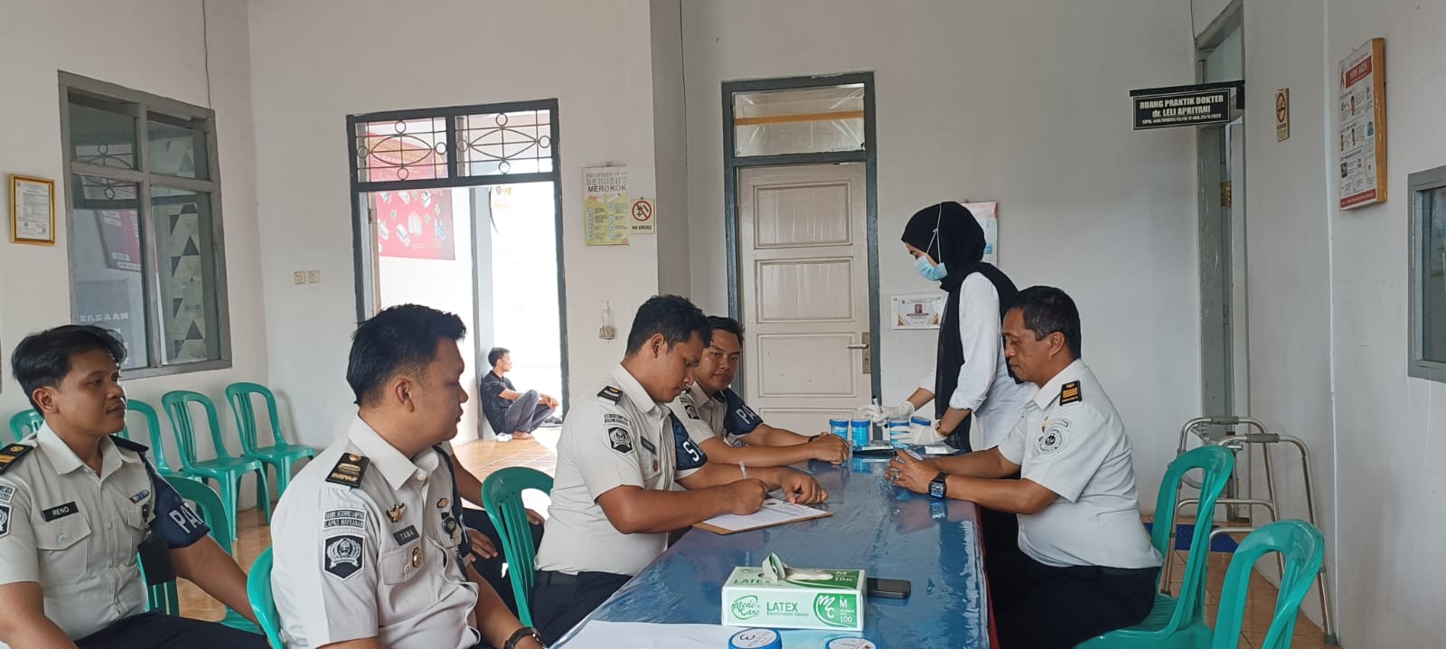 Deteksi Dini Gangguan Kamtib, Tim Satops Patnal Lapas Way Kanan Sisir Barang Terlarang