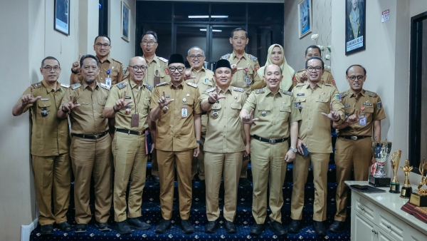 Gubernur Mirza Dukung Infrastruktur Jalan dan Hilirisasi Kopi Lampung Barat