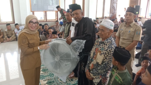 Safari Ramadhan 1447 H, Bupati Ayu Fokus Silaturahmi dan Bantuan Sosial