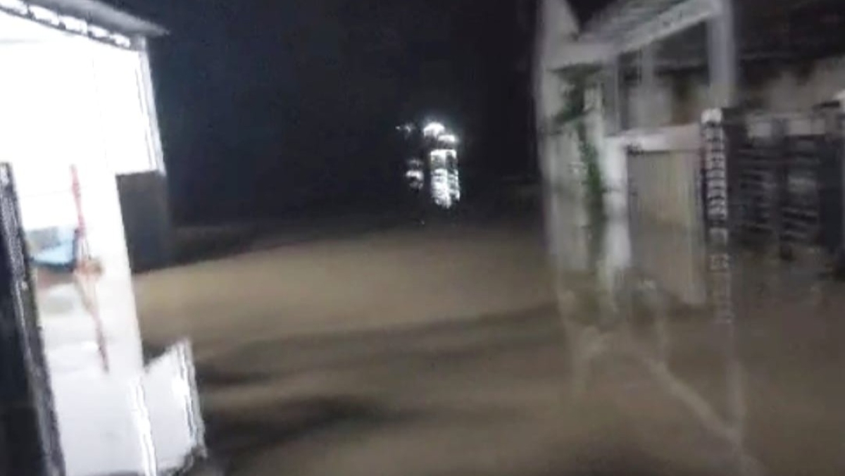 Puluhan Warga Korban Banjir Marga Agung Lampung Selatan Menunggu Bantuan Pemerintah