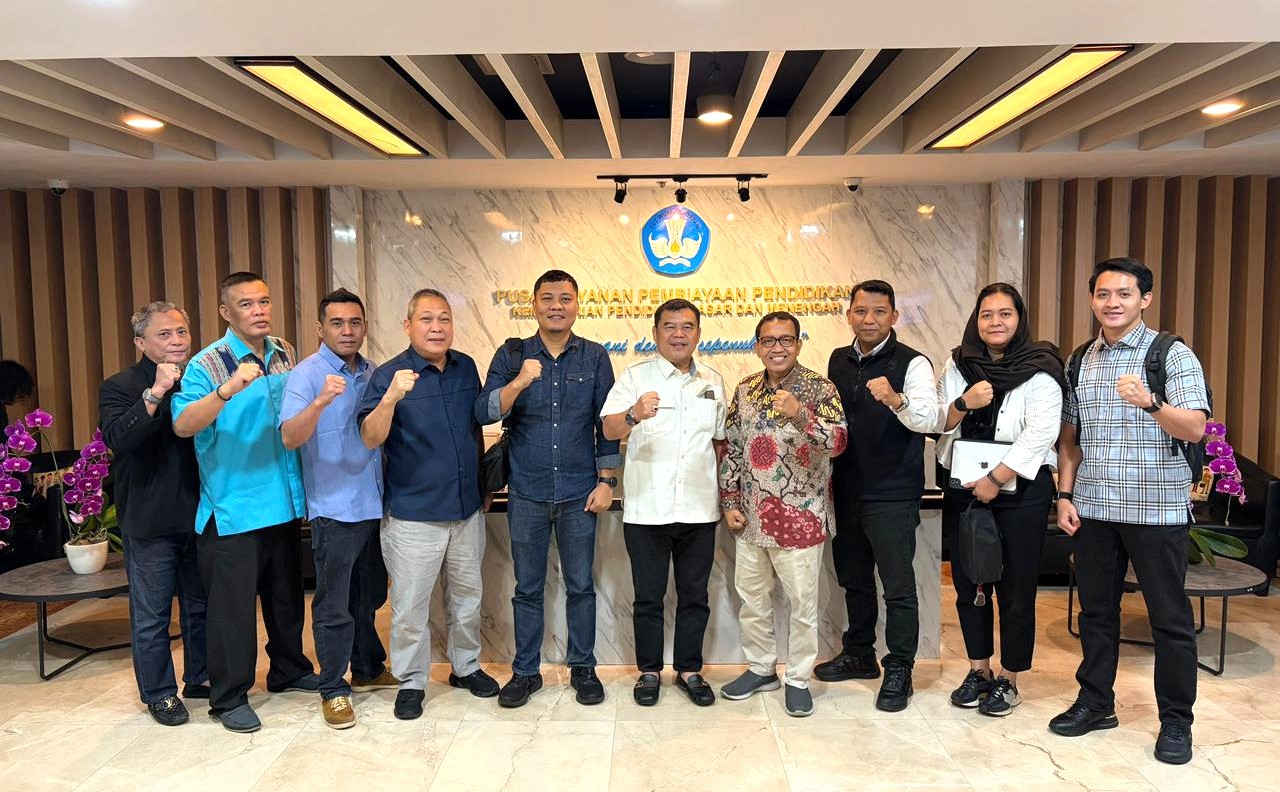 Ilyas Panji Alam Pelajari Pengawasan Program Indonesia Pintar di Jakarta