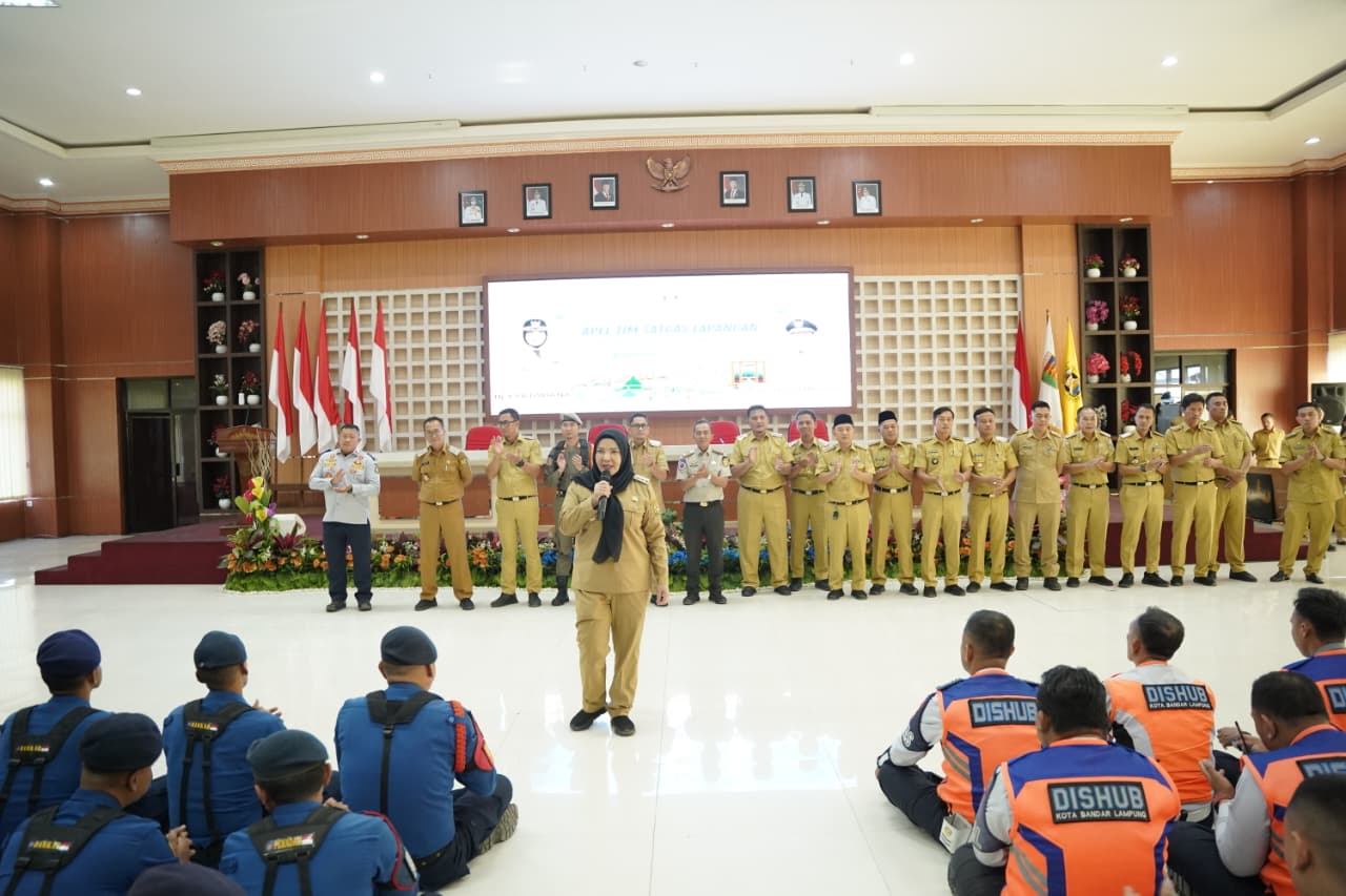 Wali Kota Eva Dwiana Salurkan Insentif Ribuan Kader Posyandu dan Pendamping Keluarga