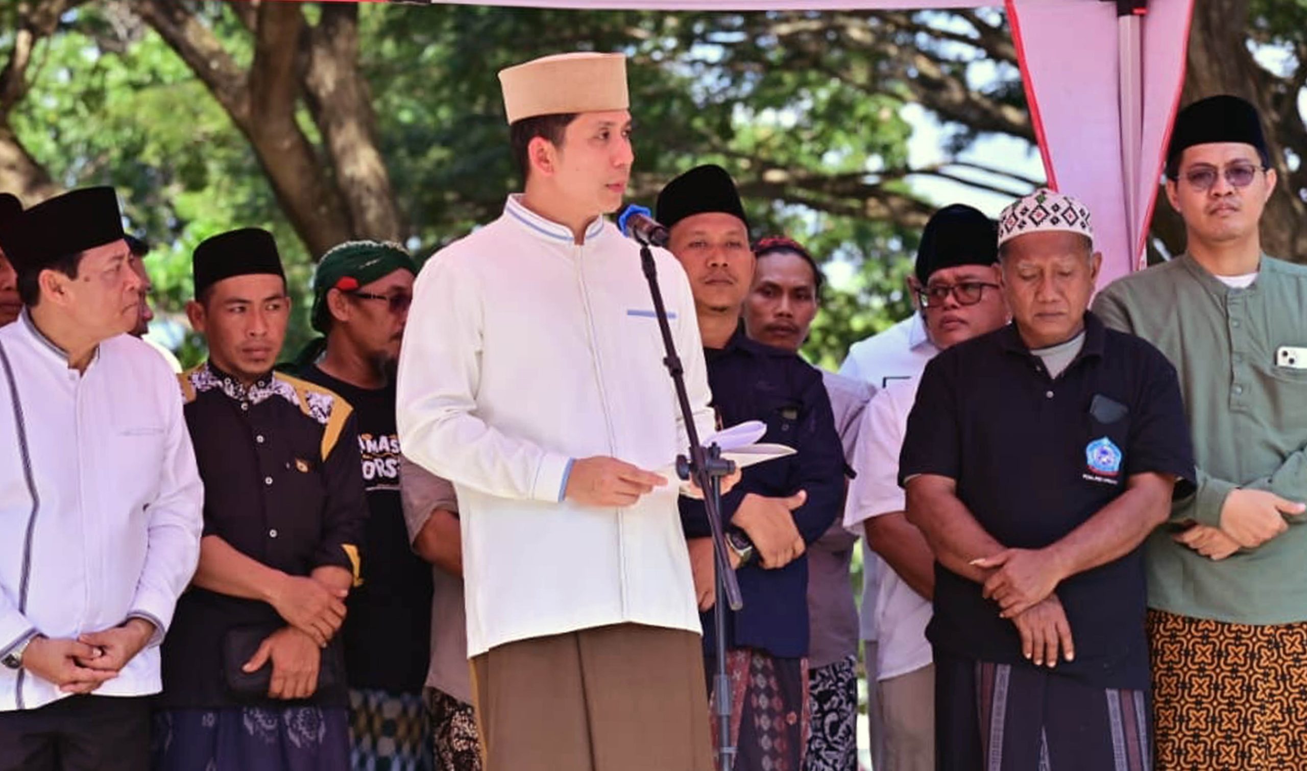 Ribuan Santri Lampung Dilepas ke Lirboyo, Bupati Egi Sampaikan Pesan Menyentuh