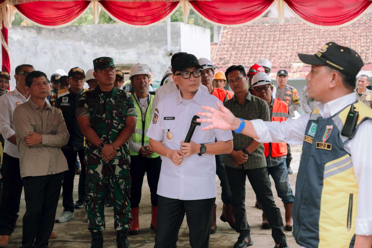 Gubernur Mirza Jawab Penantian 15 Tahun, Ruas Kasui–Air Ringkih Mulai Dibangun Beton