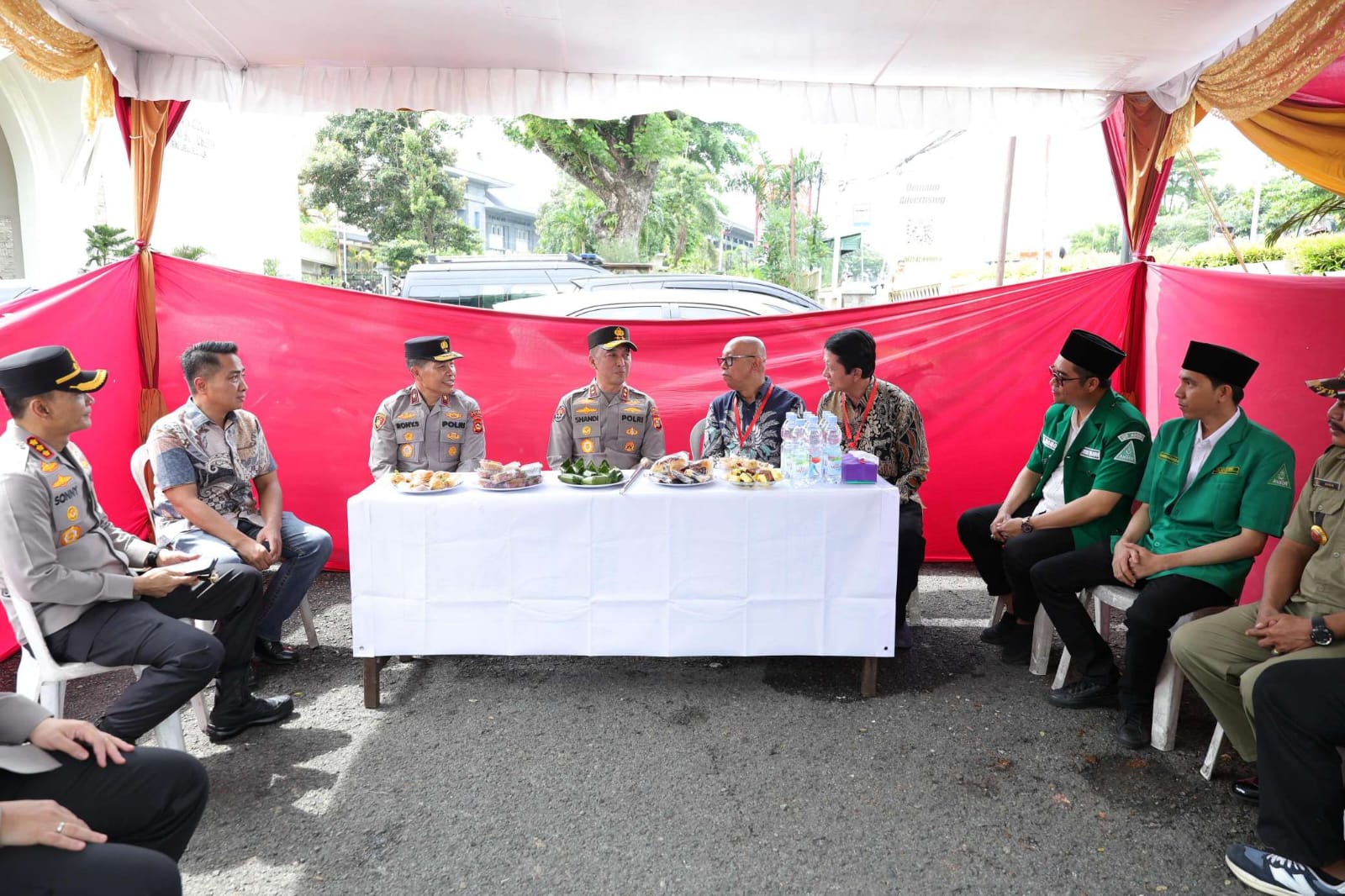 Pastikan Paskah Aman, Kapolda Sumsel Tinjau Pengamanan di Gereja Santo Yoseph Palembang
