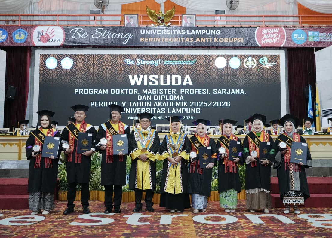 Wisuda Periode V Unila, 674 Lulusan Siap Perkuat Dunia Profesional dan Bangsa