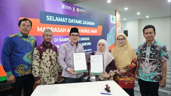 Perkuat Sinergi Pendidikan, UIN RIL Teken MoA dengan Madrasah Aliyah Nurul Iman Pringsewu