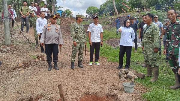 Kodim 0427/Way Kanan Bangun Jembatan Perintis Garuda, Akses Warga Air Ringkih Segera Terbuka