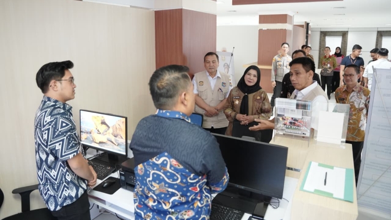 Wamendagri Akhmad Wiyagus Sidak Pemkot Bandar Lampung, Evaluasi Penerapan WFH ASN