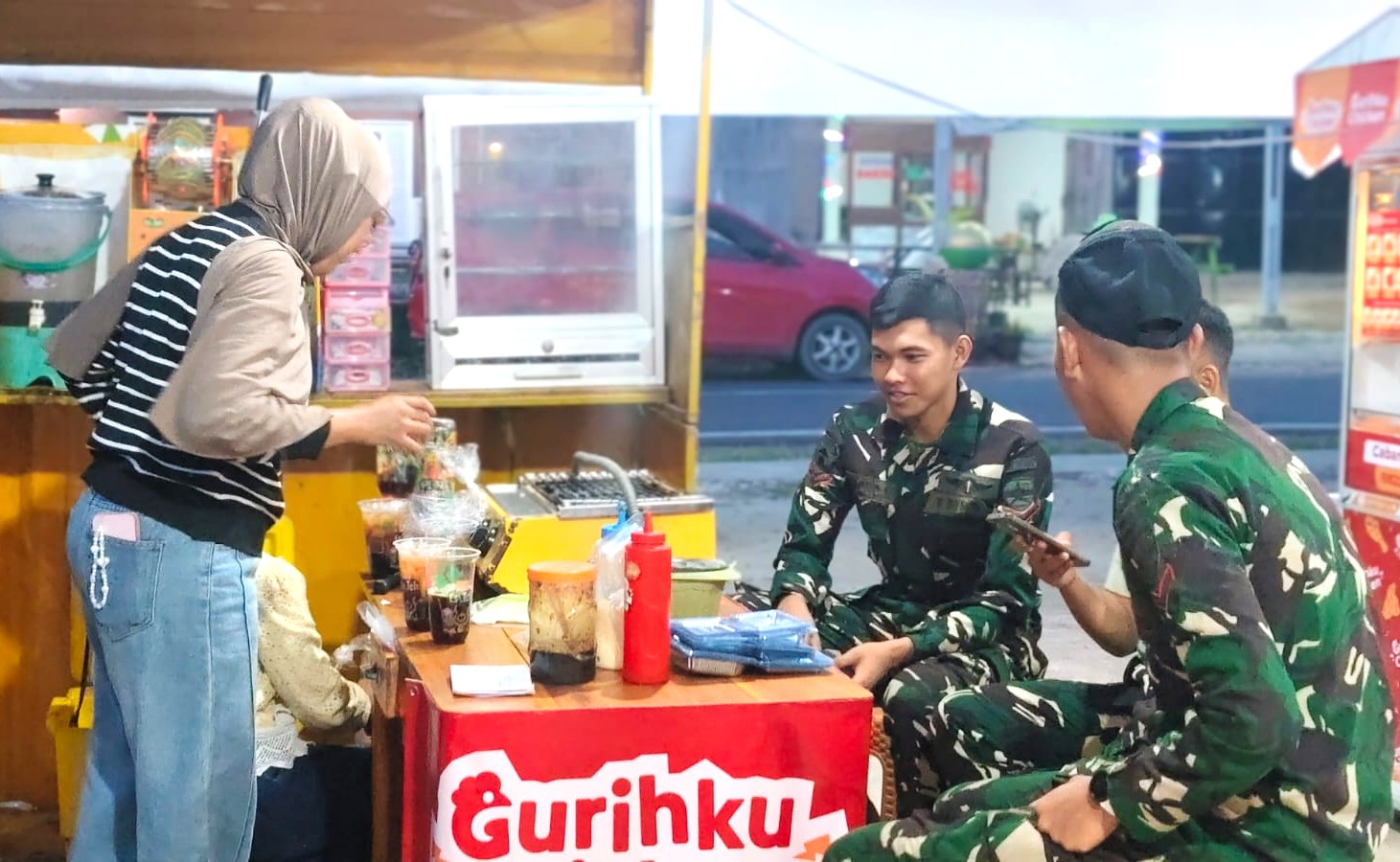 Dampak Nyata Yonif TP 892/Vikasa Sena: Keamanan Terjaga, Ekonomi Warga Menggeliat