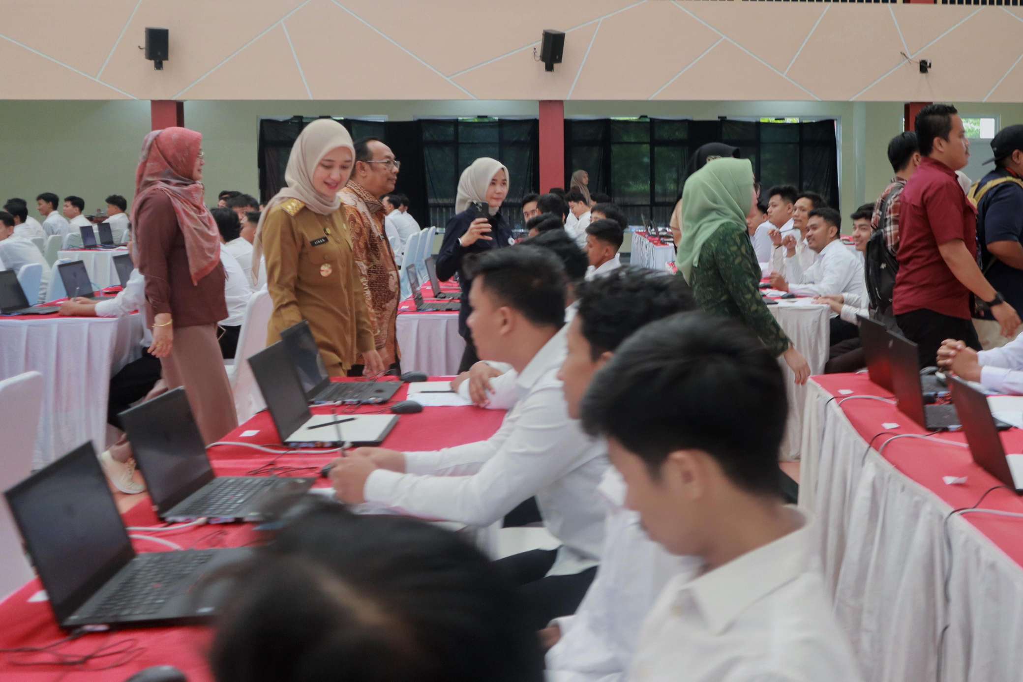 Wamenkop Tinjau Seleksi Manajer Koperasi Merah Putih di Lampung, Pastikan Sistem Transparan Tanpa Titipan