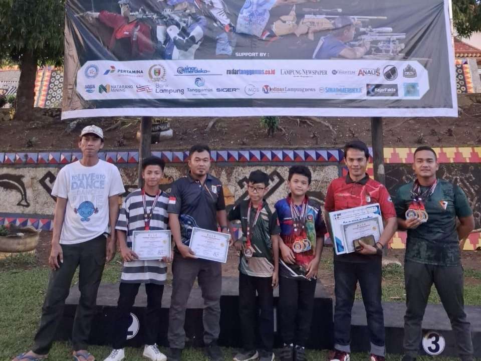 Modal Alat Pinjaman, Atlet Pelajar Perbakin Way Kanan Justru Borong Medali di Tanggamus