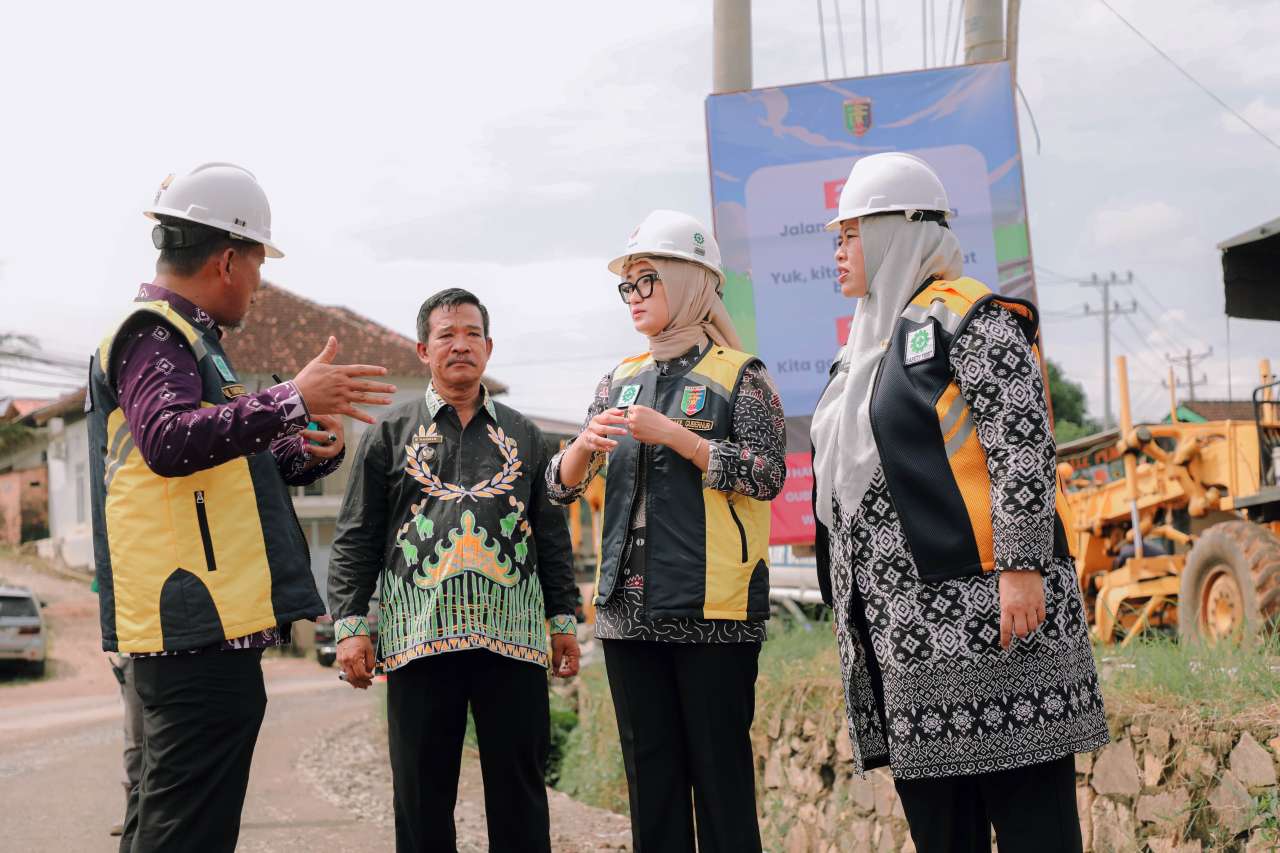 Kucurkan Rp35,2 Miliar, Wagub Jihan Nurlela Groundbreaking Tiga Ruas Jalan di Pringsewu