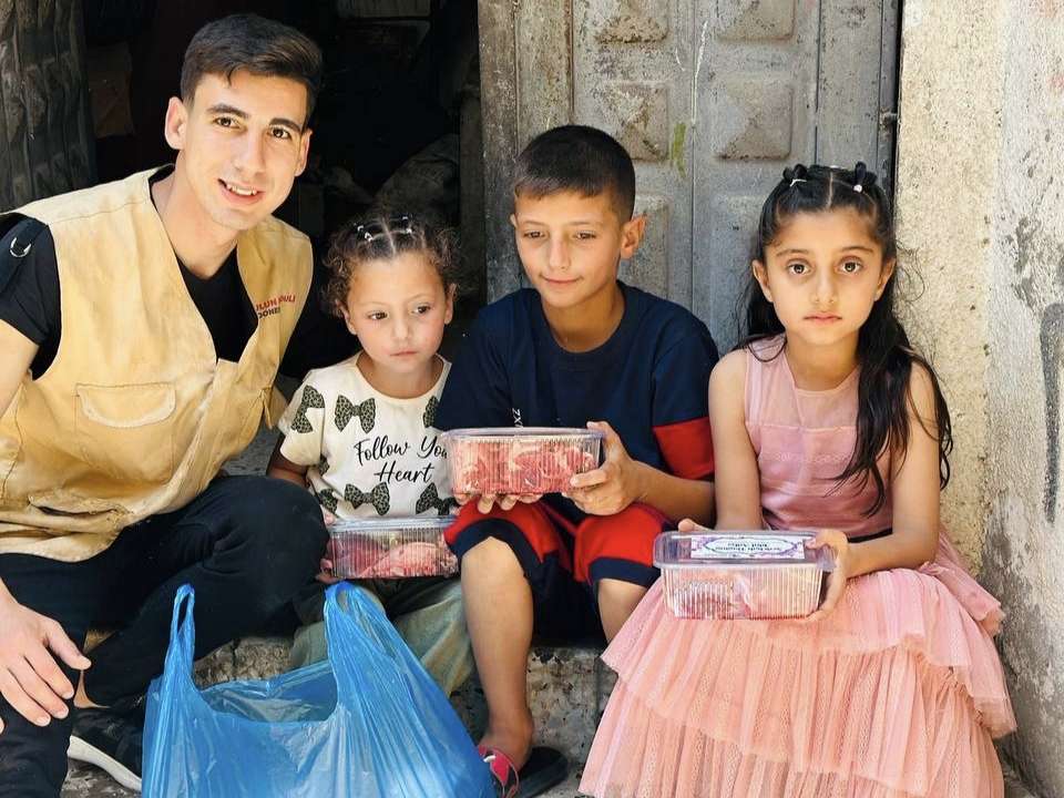Hulun Peduli Indonesia Kirim 1.000 Paket Kurban untuk Warga Gaza