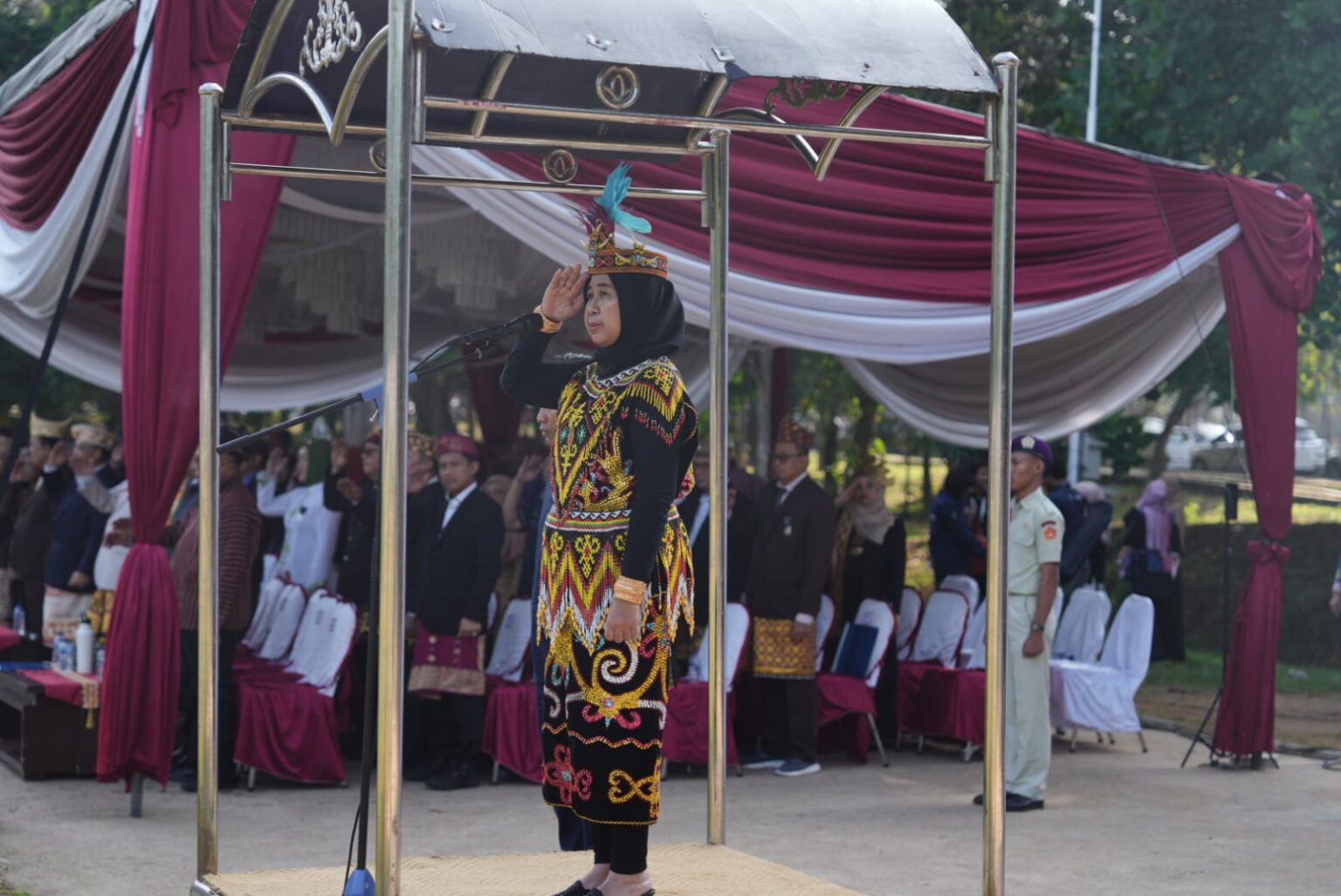 Momentum Hardiknas 2026, Unila Anugerahkan Penghargaan Satyalencana kepada 203 Pegawai