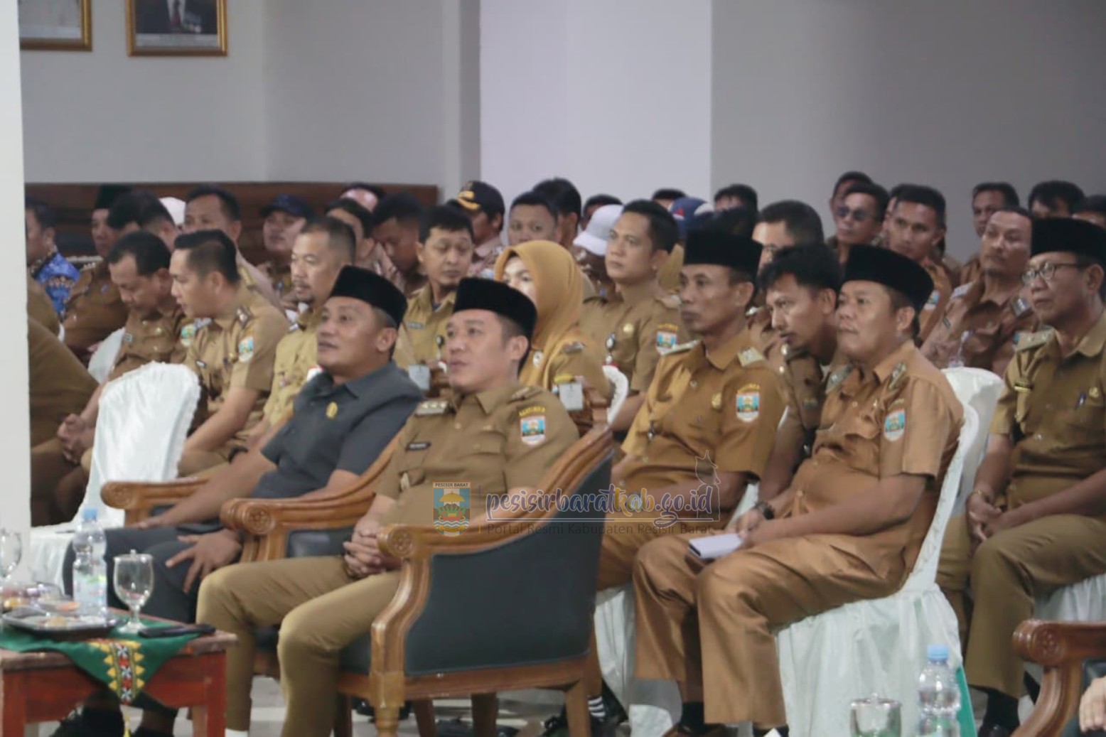 Lindungi Aparatur Desa, Bupati Pesisir Barat Buka Sosialisasi BPJS Ketenagakerjaan